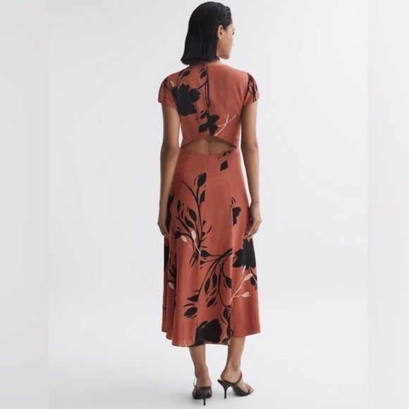 Reiss FLOELLA FLORAL PRINTED MIDI DRESS
*NWOT* - Picture 4 of 7